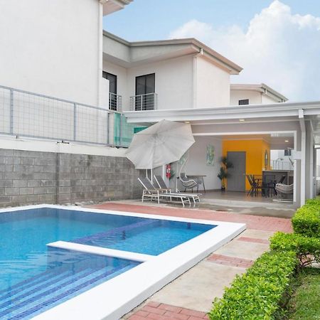 Boulevard Park Apto #27 - 2Bdrm - Selena Segura 埃雷迪亚 外观 照片