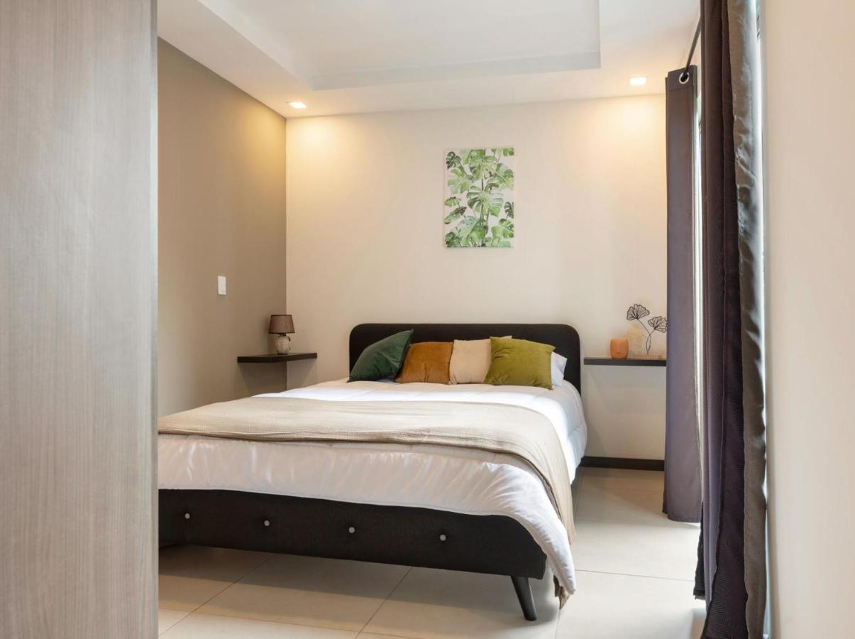 Boulevard Park Apto #27 - 2Bdrm - Selena Segura 埃雷迪亚 外观 照片