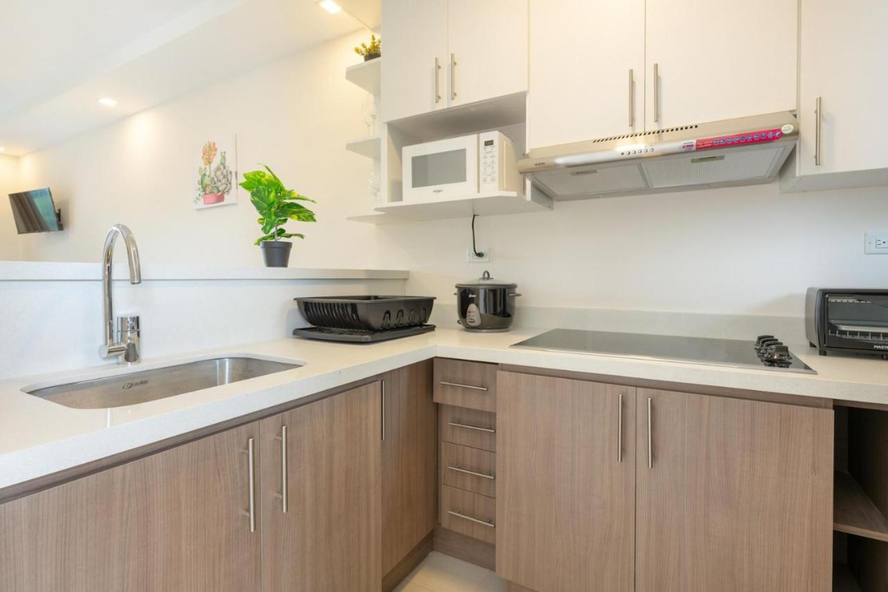 Boulevard Park Apto #27 - 2Bdrm - Selena Segura 埃雷迪亚 外观 照片