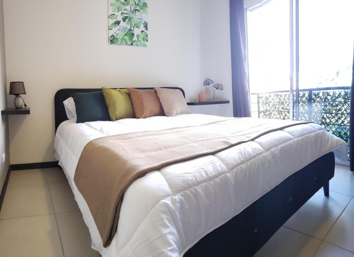 Boulevard Park Apto #27 - 2Bdrm - Selena Segura 埃雷迪亚 外观 照片
